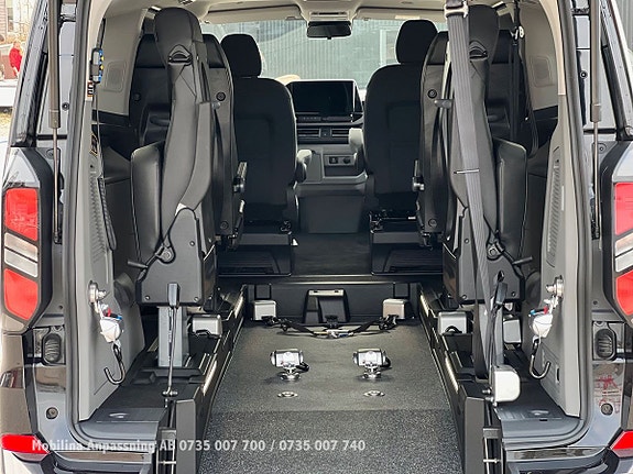 Ford Custom Tourneo 7 of 30