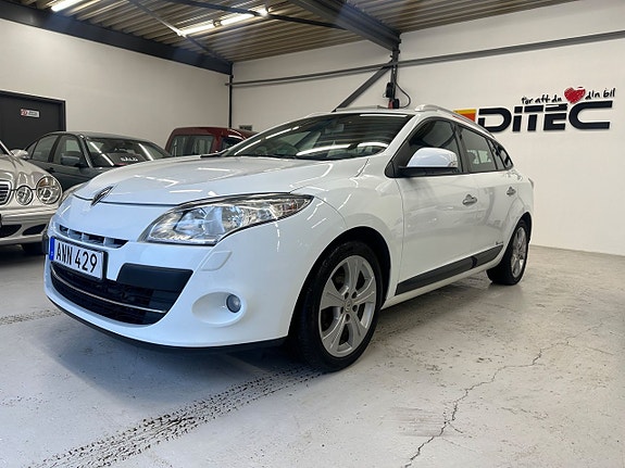 Renault Megane 2 of 13