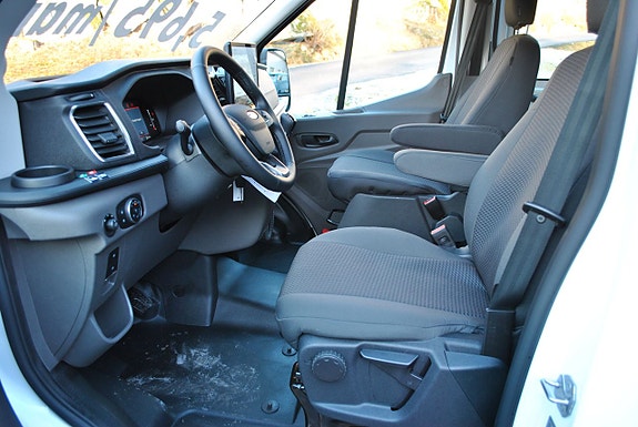 Ford 6- sits D-Hytt med Kran ML 150,3 8 of 16