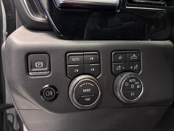 Chevrolet Silverado 1500 21 of 29
