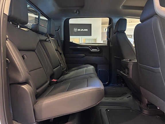 Chevrolet Silverado 1500 10 of 29