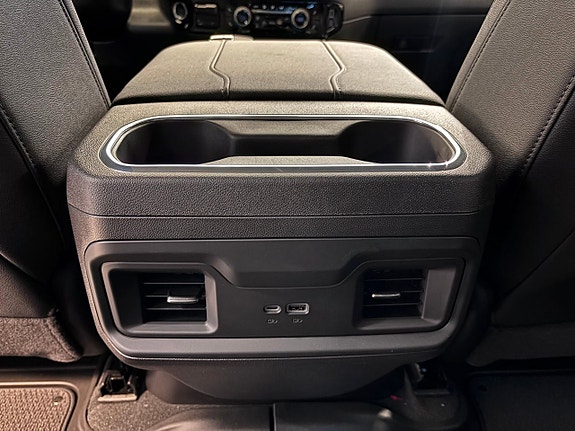 Chevrolet Silverado 1500 18 of 29