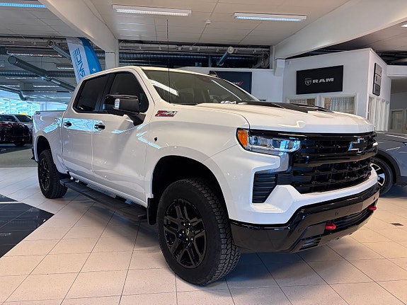 Chevrolet Silverado 1500 4 of 5