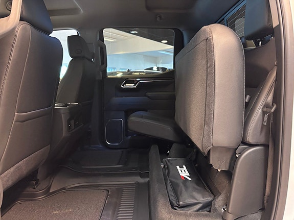 Chevrolet Silverado 1500 13 of 29