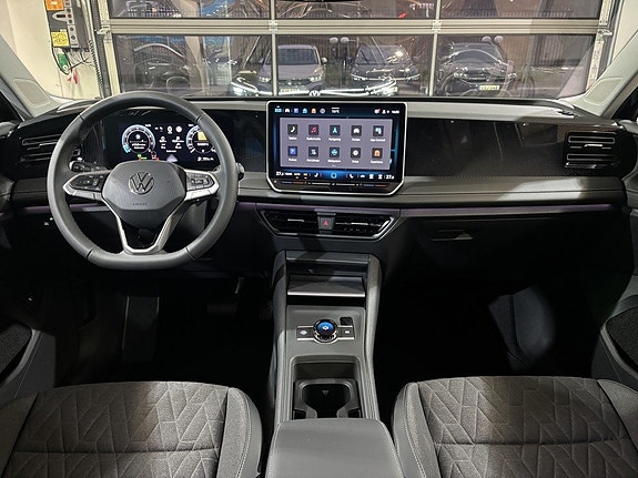 Volkswagen Tiguan 11 of 23