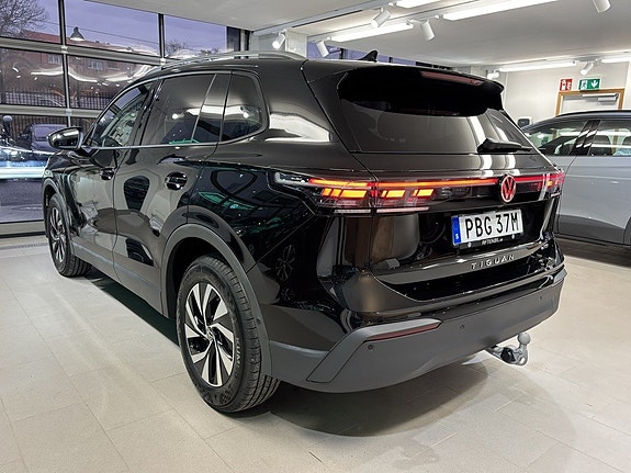 Volkswagen Tiguan 7 of 23