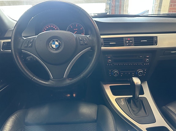 BMW 320 9 of 19