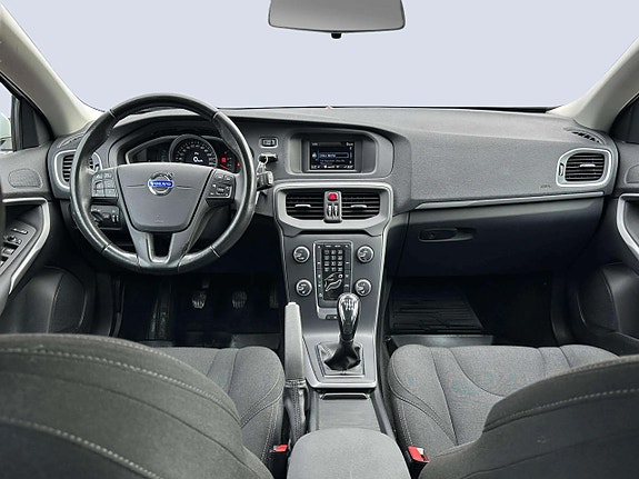Volvo V40 19 of 21