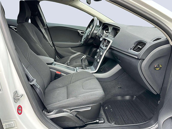 Volvo V40 20 of 21