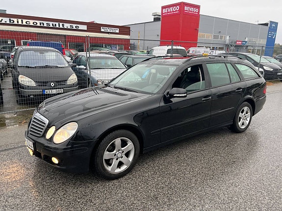 Mercedes-Benz E200 7 of 17