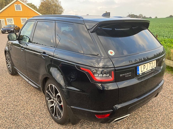 Land Rover Range Rover Sport 8 of 24