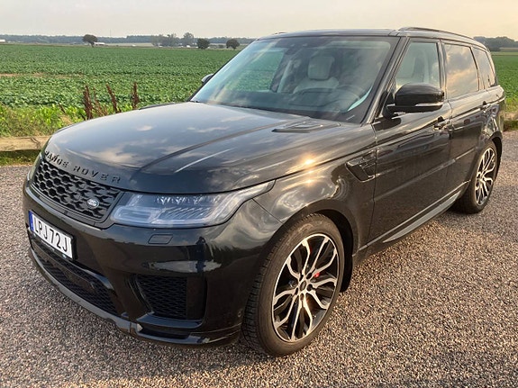 Land Rover Range Rover Sport 3 of 5