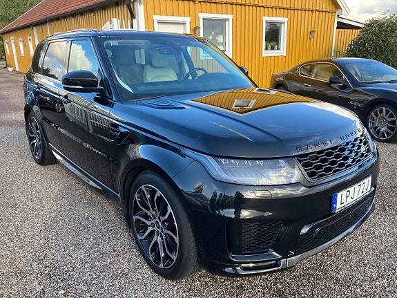 Land Rover Range Rover Sport 2 of 5
