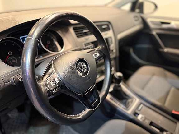 Volkswagen Golf VII 12 of 14
