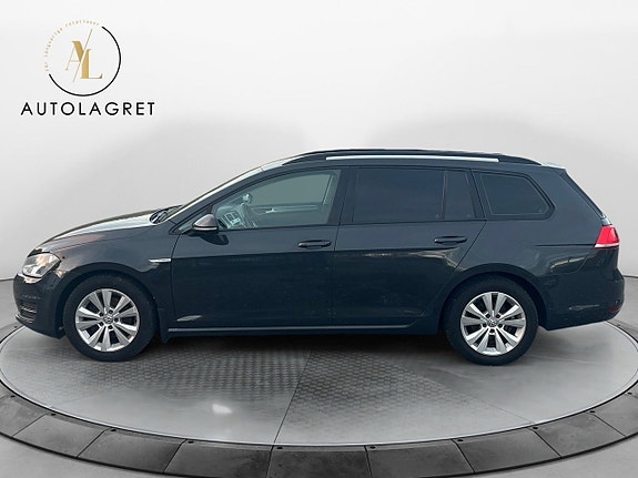 Volkswagen Golf VII 2 of 14