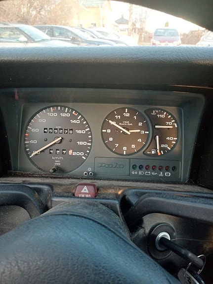Volkswagen Polo 8 of 12