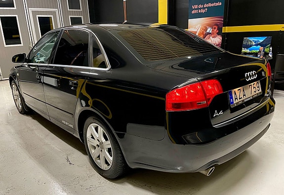 Audi A4 4 of 19