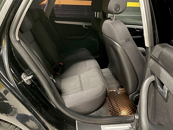 Audi A4 18 of 19