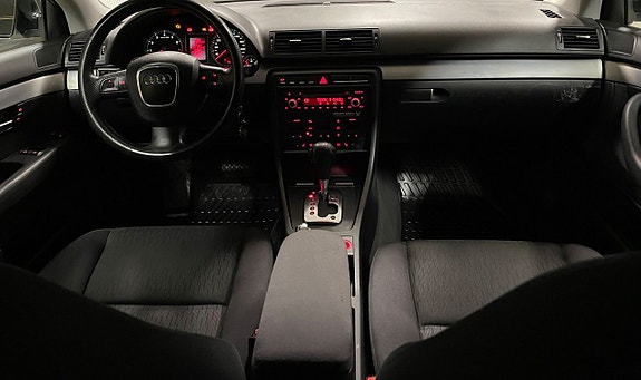 Audi A4 12 of 19