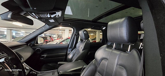 Land Rover Range Rover Sport 13 of 15