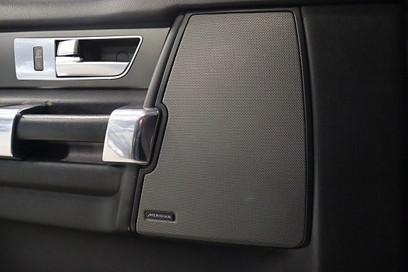 Land Rover Discovery 4 21 of 27