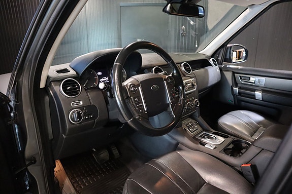 Land Rover Discovery 4 10 of 27