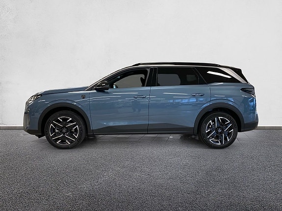 Peugeot 5008 2 of 5