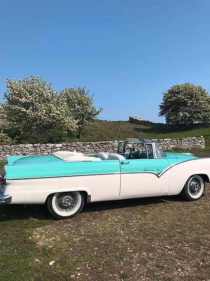 Ford Fairlane 5 of 20