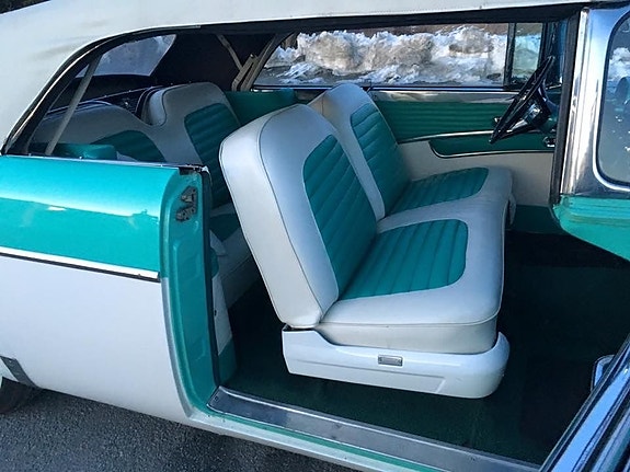 Ford Fairlane 7 of 20
