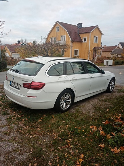 BMW 520 4 of 5
