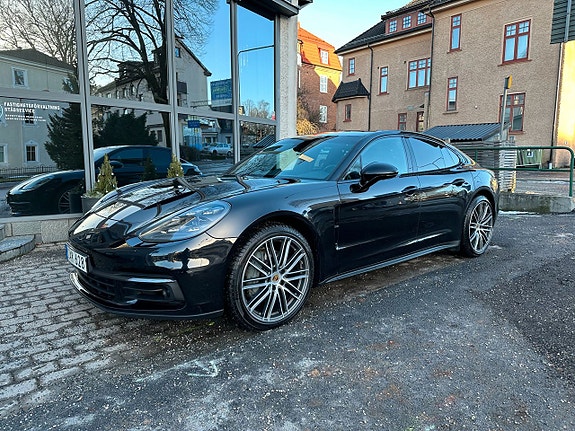 Porsche Panamera 4S