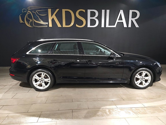 Audi A4 4 of 5