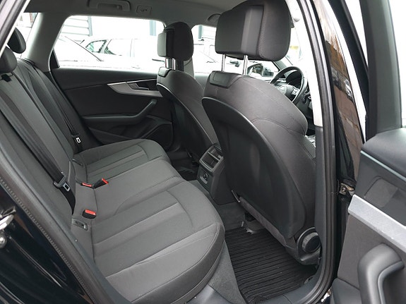 Audi A4 10 of 12