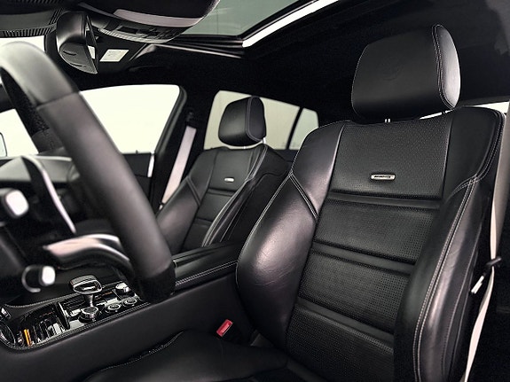 Mercedes-Benz CLS63 14 of 30
