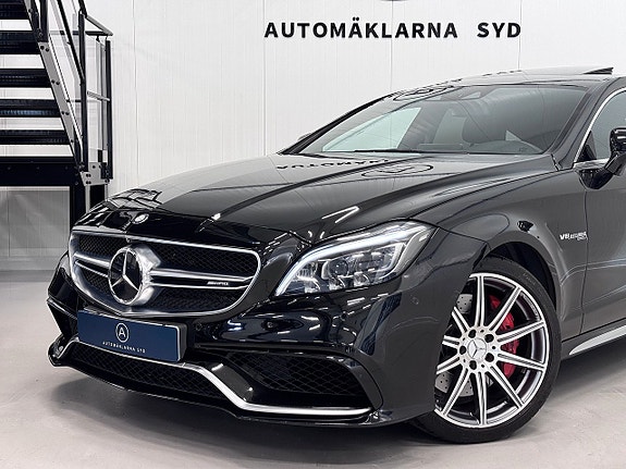 Mercedes-Benz CLS63 3 of 5