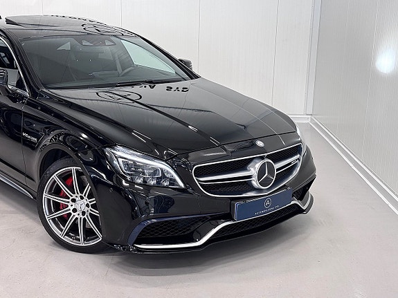 Mercedes-Benz CLS63 5 of 5