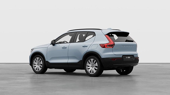 Volvo EX40 3 of 7