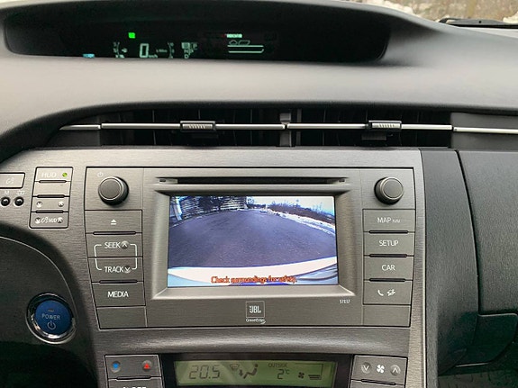 Toyota Prius 5 of 5
