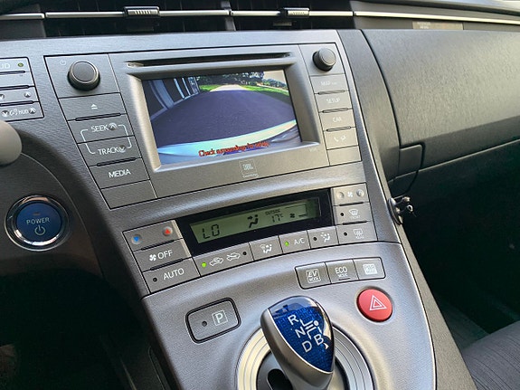 Toyota Prius 26 of 28