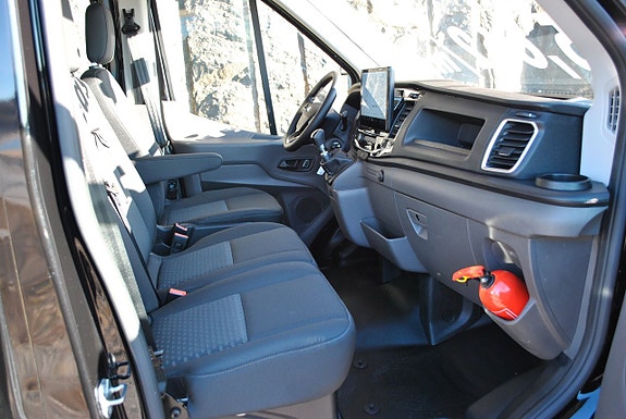 Ford Transit 12 of 19