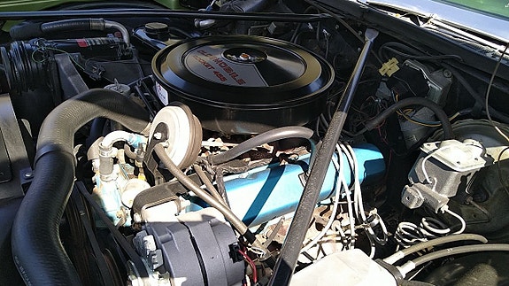 Oldsmobile Custom 15 of 17