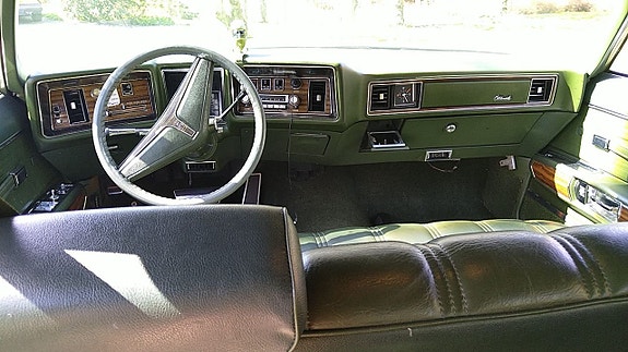 Oldsmobile Custom 4 of 17