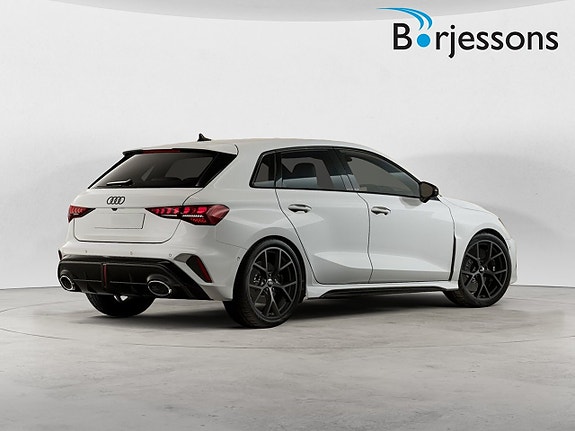 Audi RS3 3 of 5
