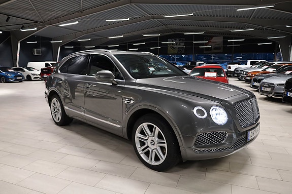 Bentley Bentayga 6 of 19