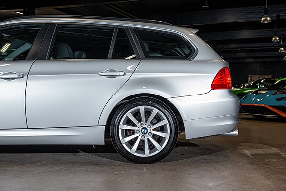 BMW 325i 26 of 27