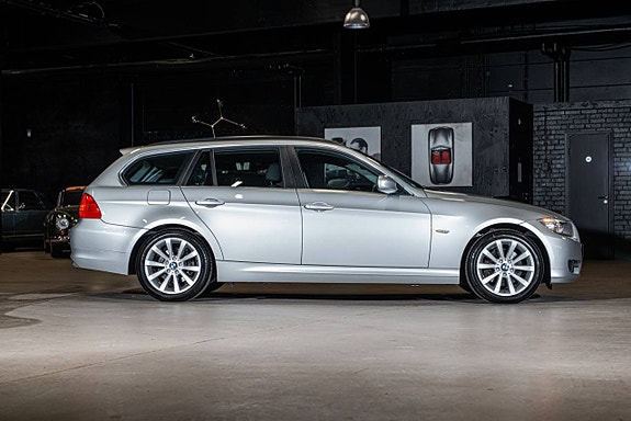 BMW 325i 6 of 27