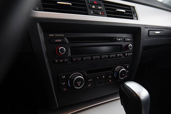 BMW 325i 18 of 27