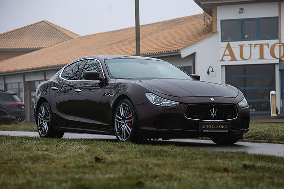 Maserati Ghibli 2 of 19