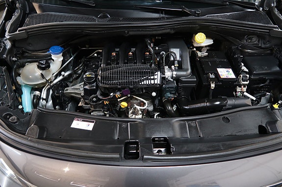 Peugeot 2008 17 of 17