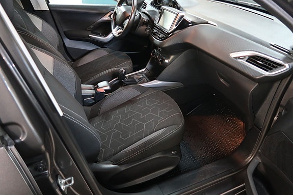 Peugeot 2008 15 of 17